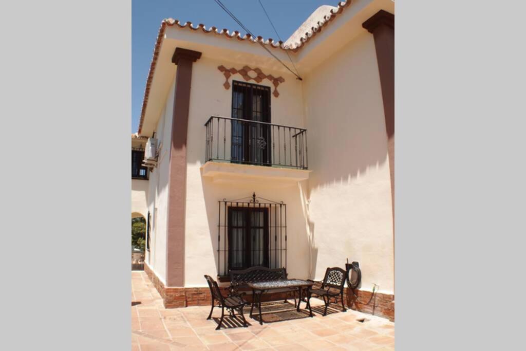 Preciosa Villa Con Gran Piscina Y Fabulosas Vistas Alhaurín de la Torre Exterior photo